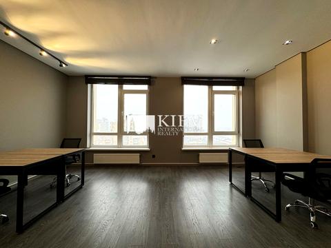 комерційна за адресою Жилянська вул., 68