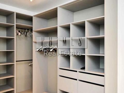 будинок за адресою Абрикосова вул., 8