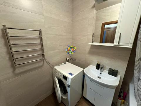 квартира за адресою Академіка Вернадського бульв., 24