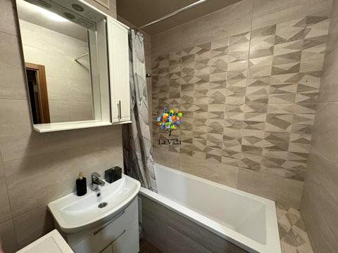 квартира за адресою Академіка Вернадського бульв., 24