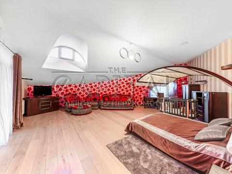 будинок за адресою с. Гатне, Прикордонна вул., 1