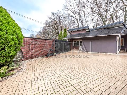 будинок за адресою с. Гатне, Прикордонна вул., 1