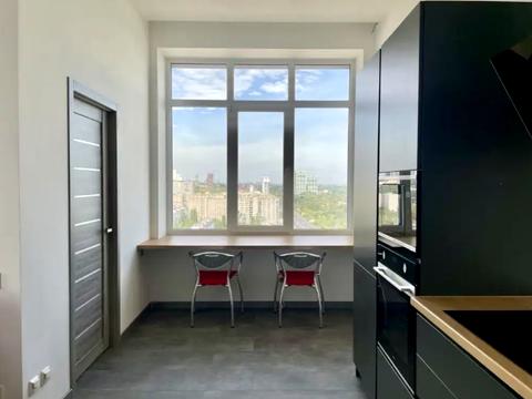 квартира за адресою Набережна Перемоги вул., 68-А