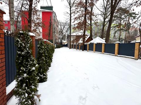 будинок за адресою Українська вул.