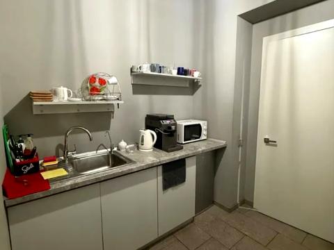 коммерческая по адресу Дмитрия Яворницкого просп. (Карла Маркса), 5