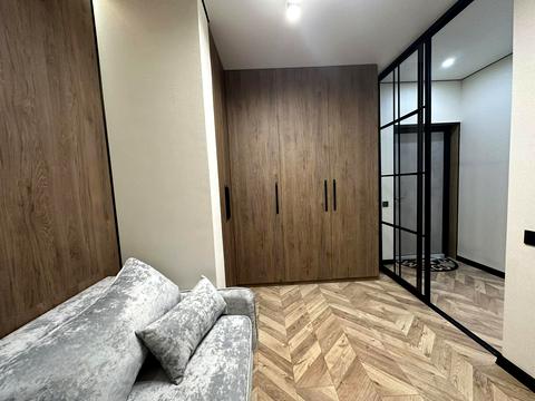 квартира за адресою Свободи вул., 5