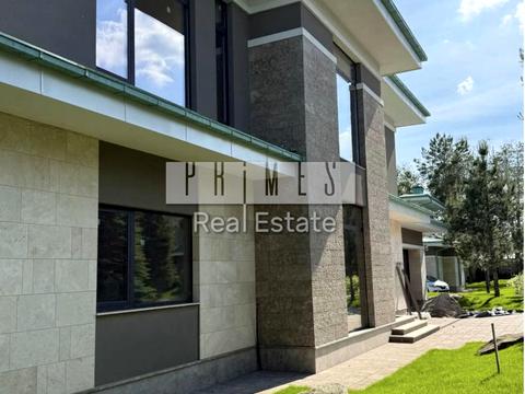 будинок за адресою Анатолія Солов'яненка вул.