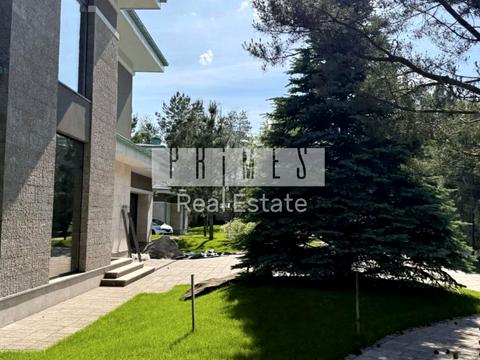 будинок за адресою Анатолія Солов'яненка вул.