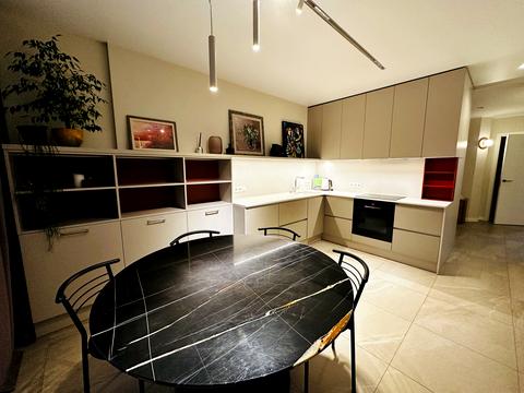 квартира за адресою Київ, Феодосійський пров., 12