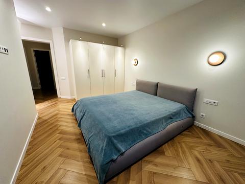 квартира за адресою Київ, Феодосійський пров., 12