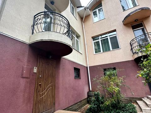 будинок за адресою Рильського вул., 7-Ж