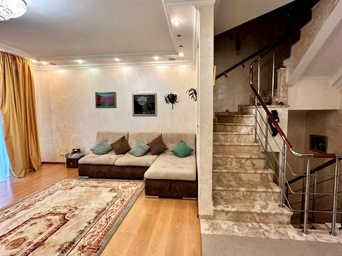 будинок за адресою Рильського вул., 7-Ж