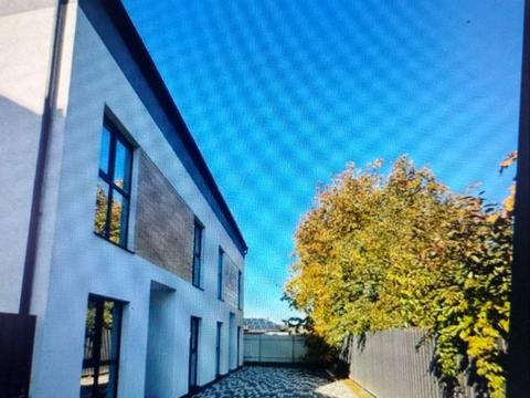 будинок за адресою Віктора Швеця вул. (Шляхова)