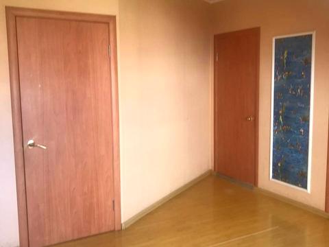 комерційна за адресою Академіка Корольова вул., 120