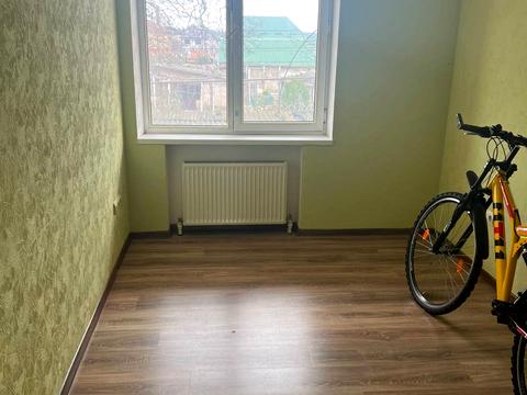 комерційна за адресою Академіка Корольова вул., 120