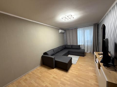 кімната за адресою Богдана Хмельницького просп. (Героїв Сталінграда), 8-Е