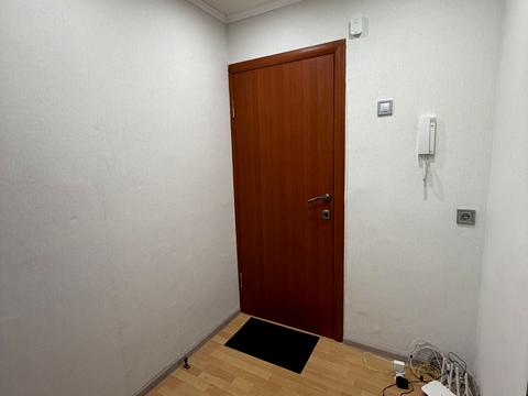 кімната за адресою Богдана Хмельницького просп. (Героїв Сталінграда), 8-Е