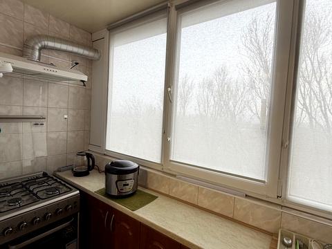 кімната за адресою Богдана Хмельницького просп. (Героїв Сталінграда), 8-Е