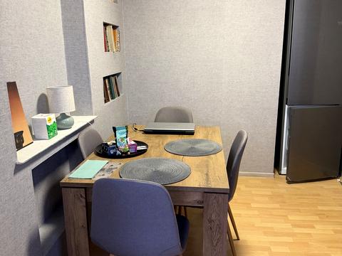 кімната за адресою Богдана Хмельницького просп. (Героїв Сталінграда), 8-Е