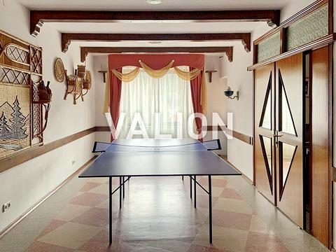 коммерческая по адресу Ивана Франко ул., 57Б