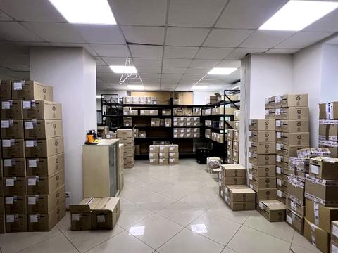 коммерческая по адресу Николая Михновского бульв. (Дружбы народов), 14-16