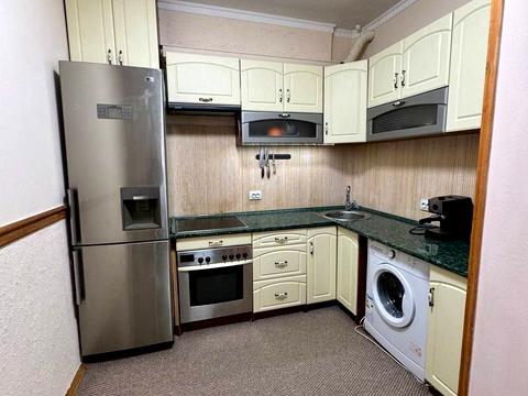 квартира за адресою Пилипа Орлика вул., 8