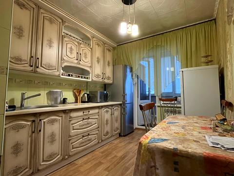 квартира за адресою Михайла Грушевського просп., 161