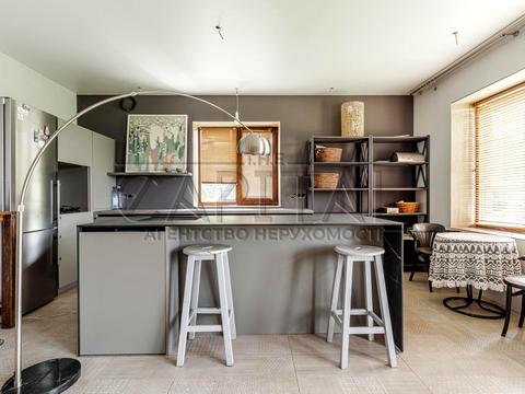 будинок за адресою Лісова