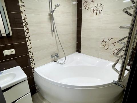 квартира за адресою Володимира Івасюка вул., 7