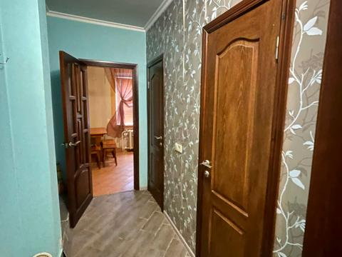 квартира по адресу Владимира Момота ул., 40