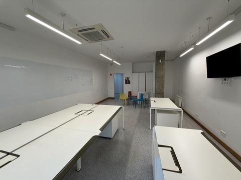 комерційна за адресою Старокозацька вул. (Комсомольська), 37