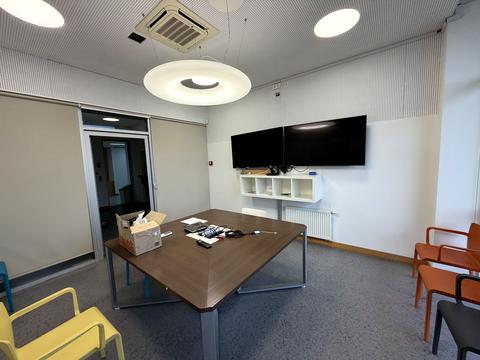 комерційна за адресою Старокозацька вул. (Комсомольська), 37