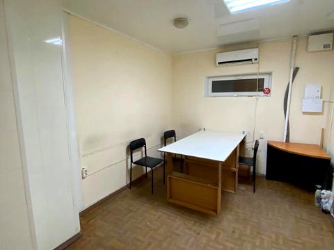 комерційна за адресою Панікахи вул., 77а/11