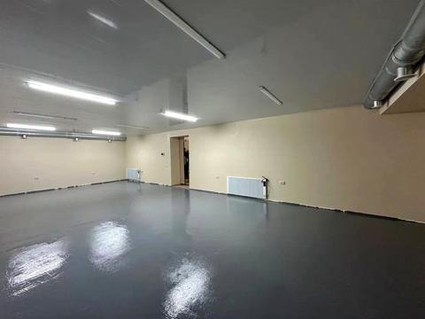 комерційна за адресою Панікахи вул., 77а/11