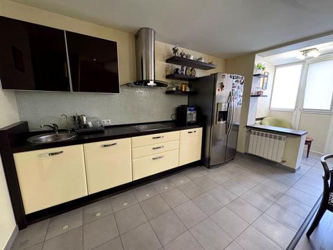 квартира за адресою Миколи Руденка бульв. (Кольцова), 14-Д