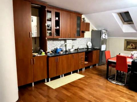 квартира за адресою Андрія Мельника вул., 9А