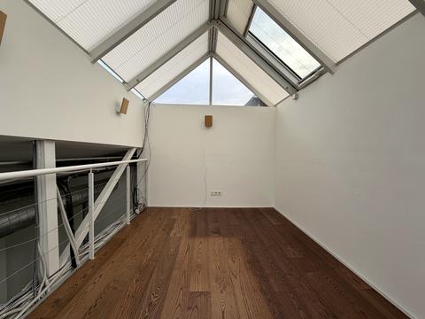 коммерческая по адресу Староказацкая ул. (Комсомольская), 37