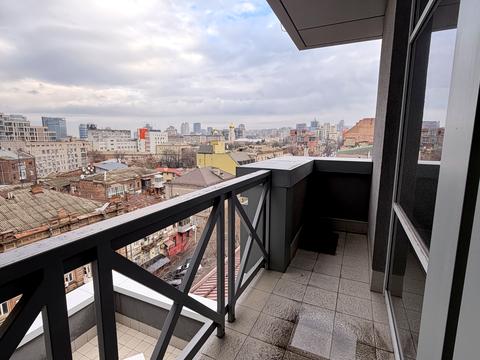 коммерческая по адресу Староказацкая ул. (Комсомольская), 37