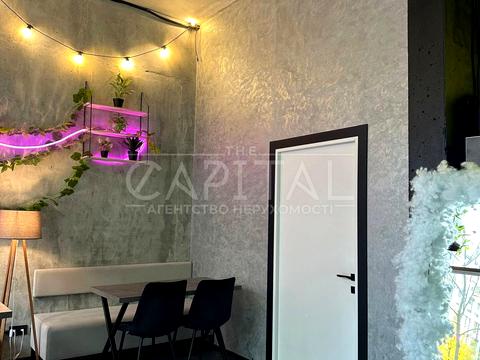 комерційна за адресою Туполєва академіка вул., 2к18