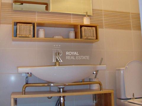 будинок за адресою Богдана Хмельницького