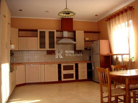 будинок за адресою Богдана Хмельницького