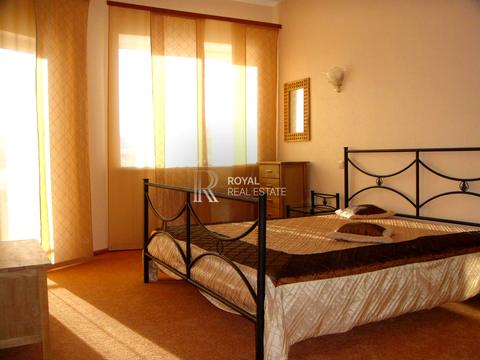 будинок за адресою Богдана Хмельницького