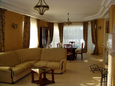 будинок за адресою Богдана Хмельницького