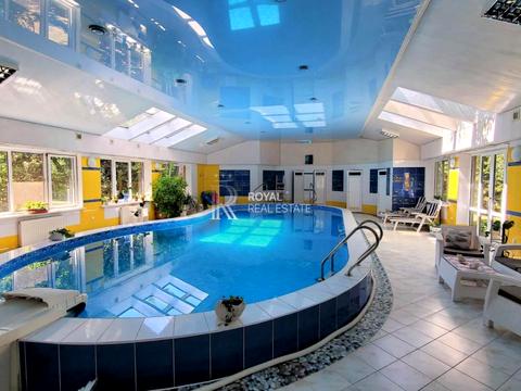 будинок за адресою Богдана Хмельницького