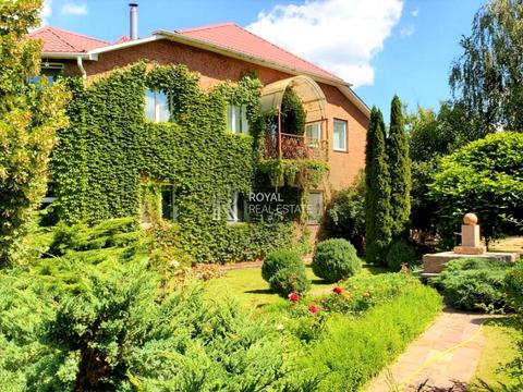 будинок за адресою Богдана Хмельницького