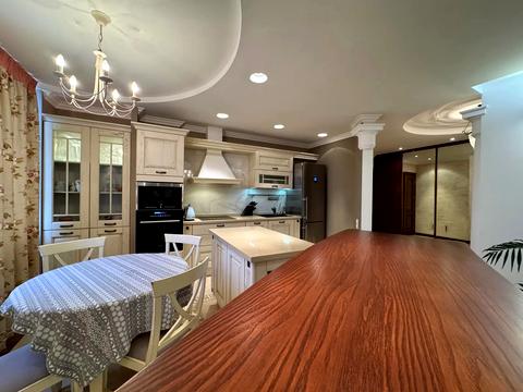 квартира за адресою Василя Касіяна вул., 2/1