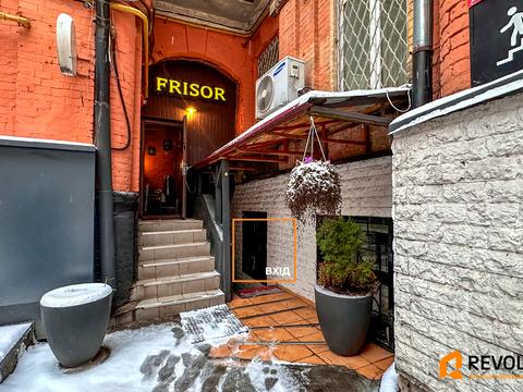 комерційна за адресою Басейна вул., 9