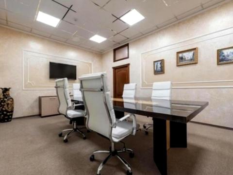 комерційна за адресою Панаса Мирного вул., 1