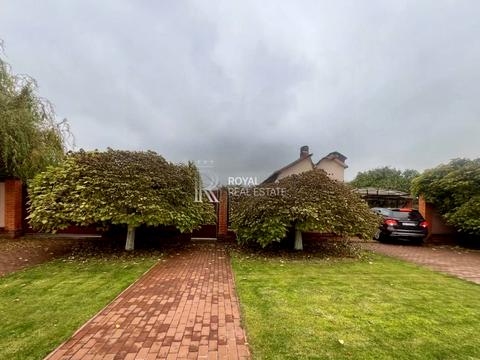 будинок за адресою с. Березівка, Лесі Українки