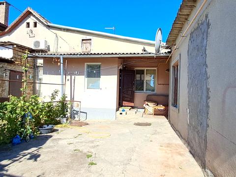 будинок за адресою с. Крижанівка, Центральна вул., 60